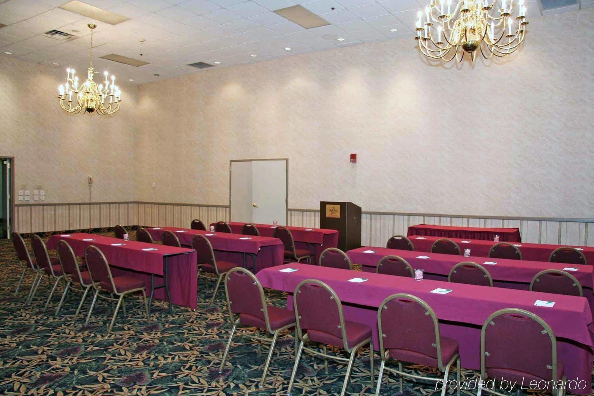Oyo Hotel Tulsa I-44 Midtown الاعمال الصورة